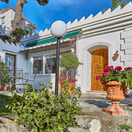 Luxury Villas in Capri